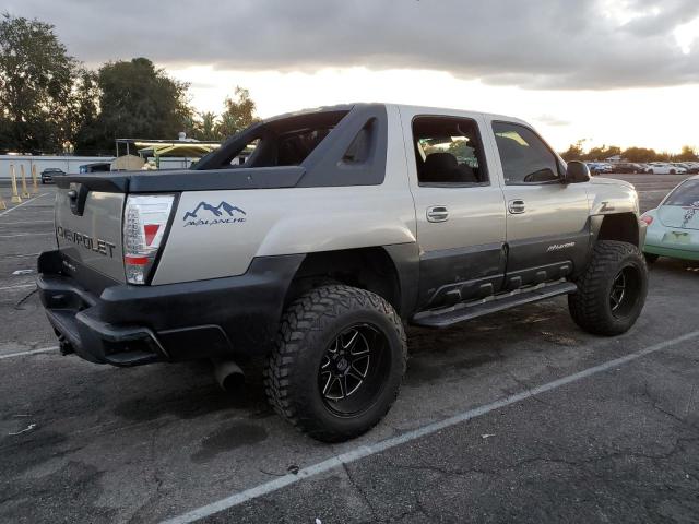 Photo 3 from auction – 2002 CHEVROLET AVALANCHE with VIN 3GNEC13T12G296774