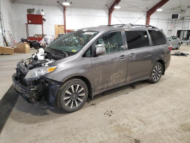 TOYOTA SIENNA LE 2018 with VIN 5TDJZ3DC2JS201560 - Photo from auction