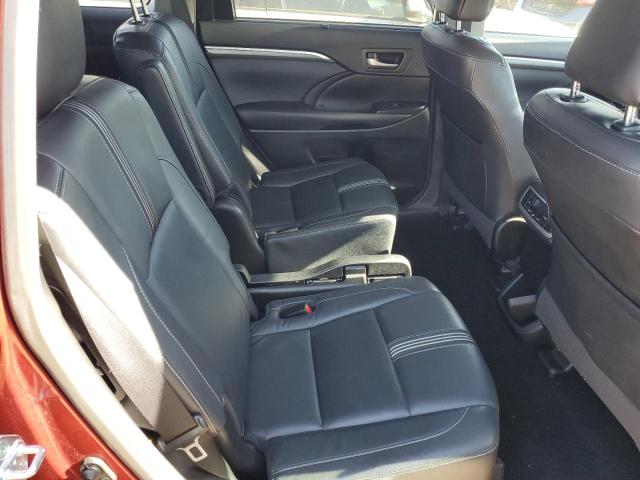 Photo 11 from auction – 2017 TOYOTA HIGHLANDER with VIN 5TDJZRFH1HS374606