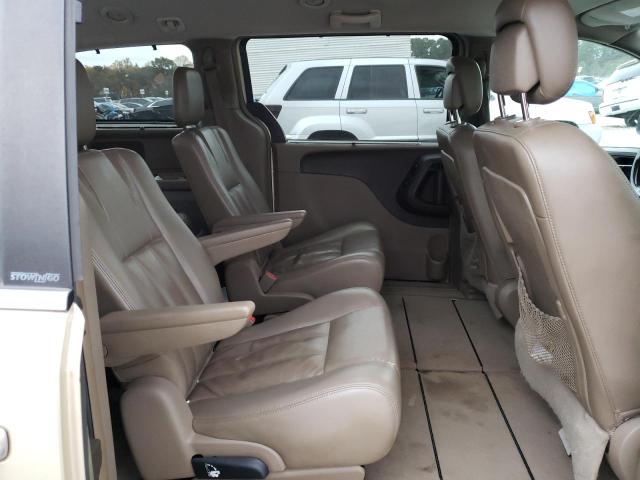 Photo 11 from auction – 2011 CHRYSLER TOWN & COU with VIN 2A4RR8DG0BR653028