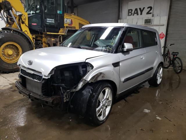 KIA SOUL + 2010 с VIN KNDJT2A23A7074738 - Фото с аукциона