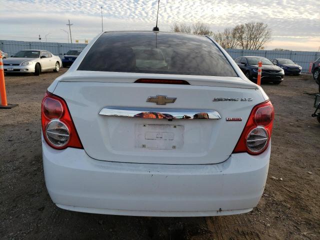 Photo 6 from auction – 2015 CHEVROLET SONIC LTZ with VIN 1G1JE5SB6F4200635