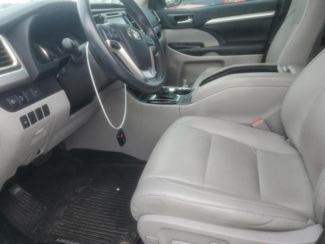 Photo 7 from auction – 2018 TOYOTA HIGHLANDER with VIN 5TDKZRFH6JS544792