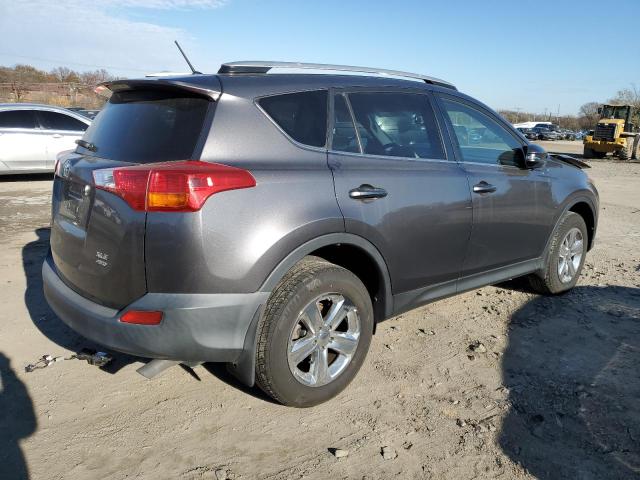 Photo 3 from auction – 2013 TOYOTA RAV4 XLE with VIN JTMRFREVXD5026919
