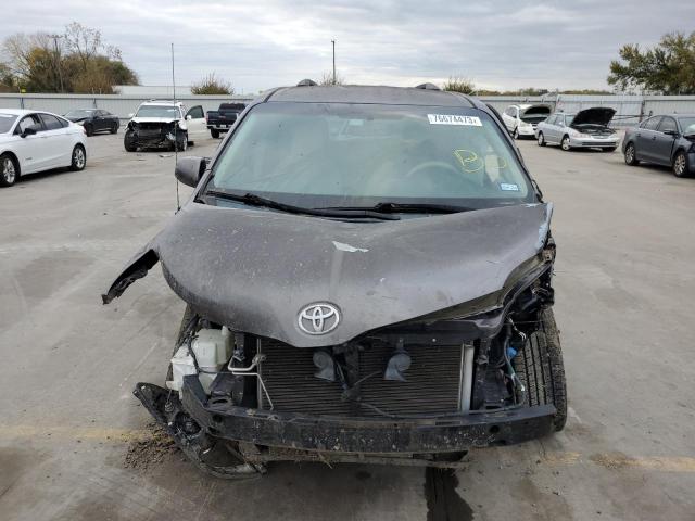Photo 5 from auction – 2014 TOYOTA SIENNA LE with VIN 5TDKK3DC1ES453721