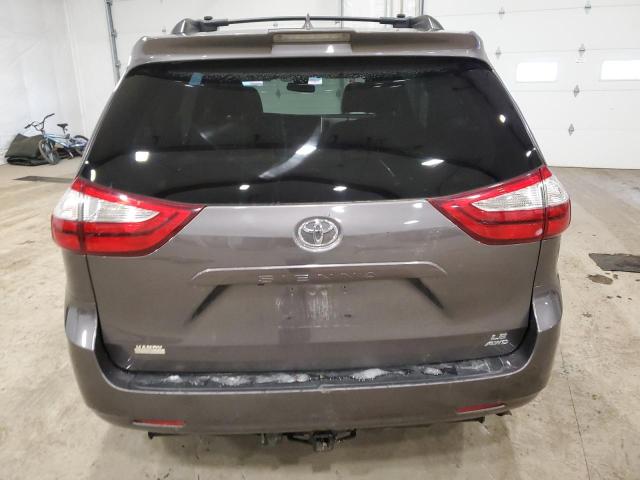 Photo 6 from auction – 2018 TOYOTA SIENNA LE with VIN 5TDJZ3DC2JS201560