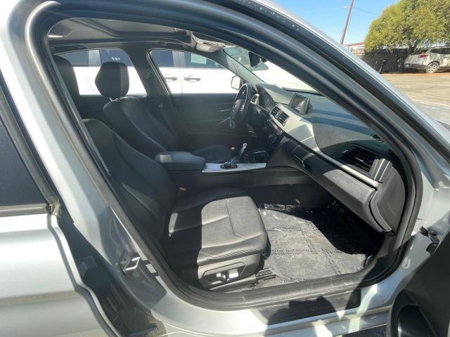 Photo 5 from auction – 2016 BMW 320 I with VIN WBA8E1G54GNT36725