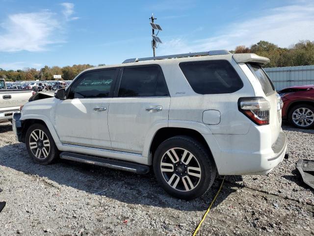 Photo 2 from auction – 2015 TOYOTA 4RUNNER SR with VIN JTEZU5JRXF5106601