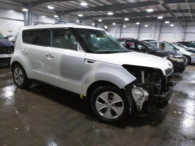 Photo 4 from auction – 2015 KIA SOUL with VIN KNDJN2A23F7781825
