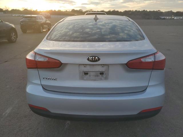 Photo 6 from auction – 2016 KIA FORTE LX with VIN KNAFK4A61G5441791
