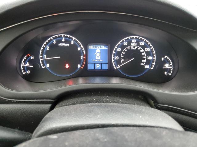 Photo 9 from auction – 2011 HYUNDAI GENESIS with VIN KMHGC4DF6BU126544