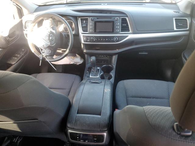 Photo 8 from auction – 2019 TOYOTA HIGHLANDER with VIN 5TDBZRFH1KS937665