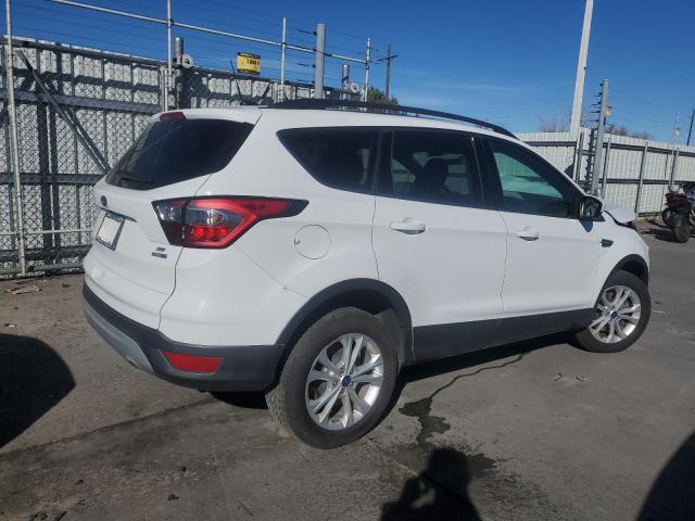 Photo 3 from auction – 2018 FORD ESCAPE SE with VIN 1FMCU9GD7JUA12392