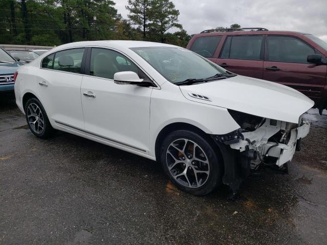 Photo 4 from auction – 2016 BUICK LACROSSE S with VIN 1G4G45G33GF260170