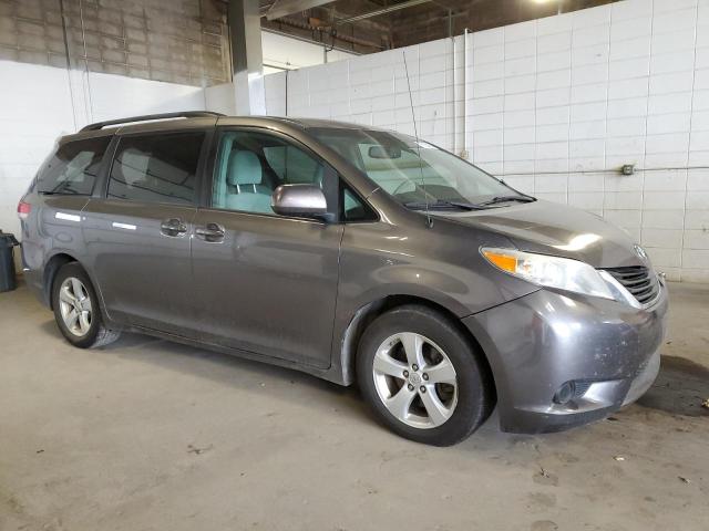 Photo 4 from auction – 2014 TOYOTA SIENNA LE with VIN 5TDKK3DC4ES420132