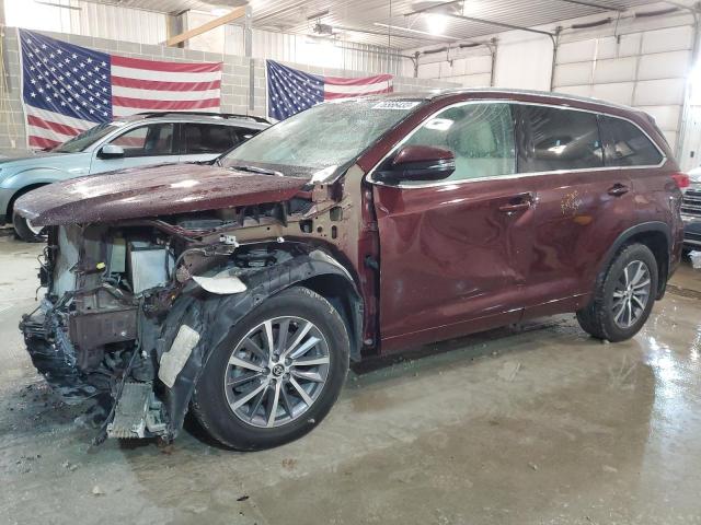TOYOTA HIGHLANDER 2018 z numerem VIN 5TDJZRFH4JS899830 - Zdjęcie z aukcji