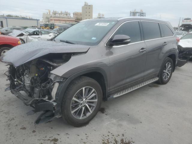 TOYOTA HIGHLANDER 2018 with VIN 5TDKZRFH6JS544792 - Photo from auction