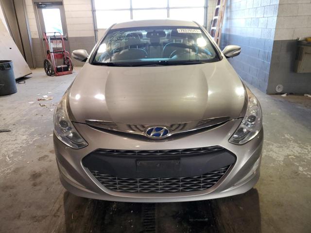 Photo 5 from auction – 2013 HYUNDAI SONATA HYB with VIN KMHEC4A48DA098745