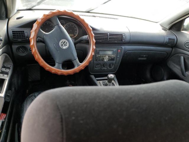 Photo 8 from auction – 2003 VOLKSWAGEN PASSAT with VIN WVWPD63BX3P254538