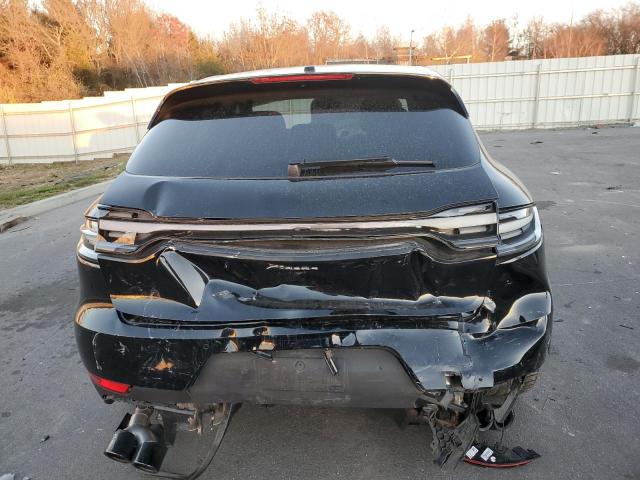 Photo 6 from auction – 2019 PORSCHE MACAN with VIN WP1AA2A51KLB08571