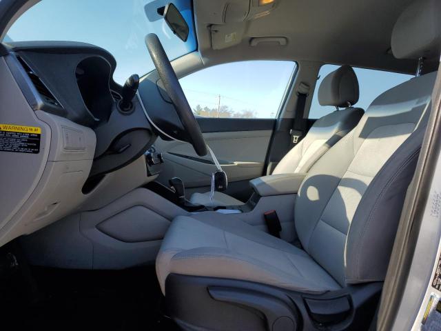 Photo 7 from auction – 2018 HYUNDAI TUCSON SE with VIN KM8J2CA48JU814405