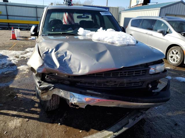 Photo 5 from auction – 2002 CHEVROLET SILVERADO with VIN 2GCEC19TX21102509