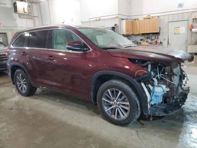 Photo 4 from auction – 2018 TOYOTA HIGHLANDER with VIN 5TDJZRFH4JS899830