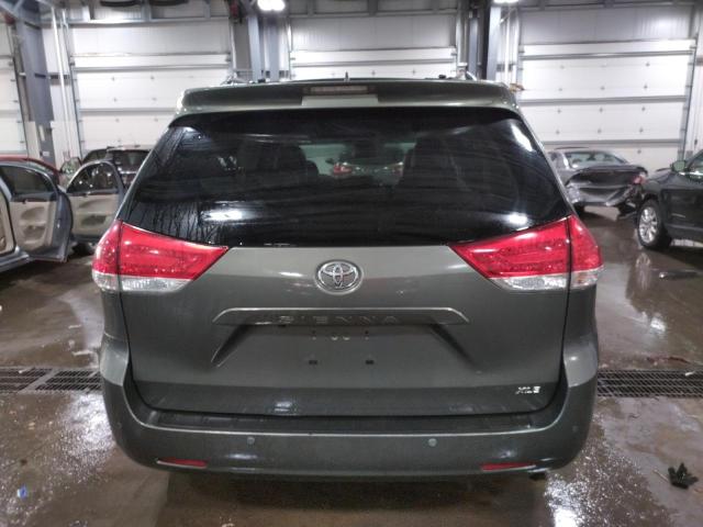 Photo 6 from auction – 2011 TOYOTA SIENNA XLE with VIN 5TDYK3DC8BS069537