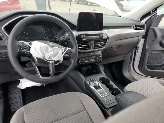 Photo 8 from auction – 2021 FORD ESCAPE SE with VIN 1FMCU9BZ4MUB17026