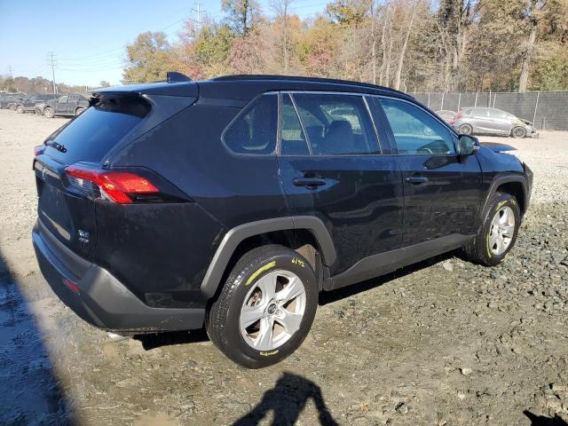 Photo 3 from auction – 2021 TOYOTA RAV4 XLE with VIN 2T3P1RFVXMW157040