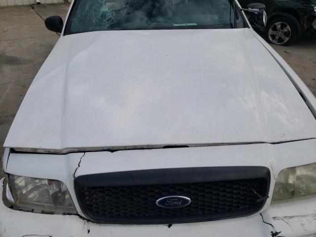 Photo 11 from auction – 1999 FORD CROWN VICT with VIN 2FAFP71W3XX183882