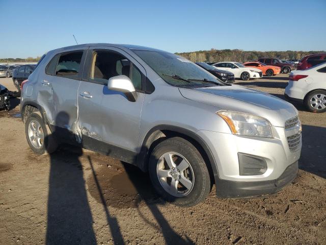 Photo 4 from auction – 2016 CHEVROLET TRAX LS with VIN KL7CJNSB2GB563102