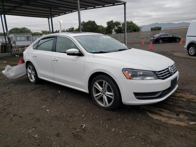 Photo 4 from auction – 2014 VOLKSWAGEN PASSAT SE with VIN 1VWBN7A30EC024751