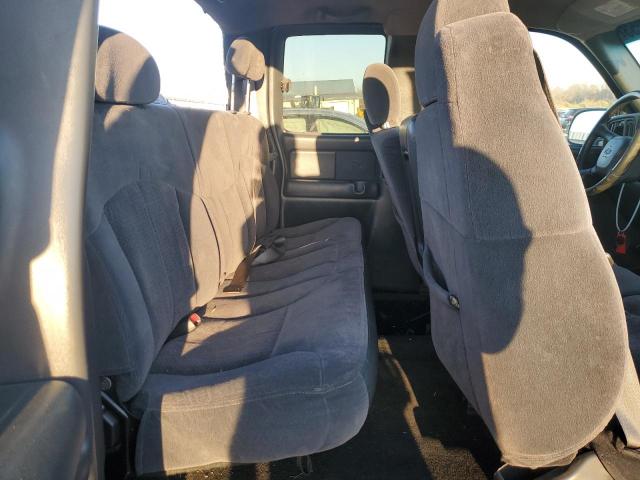 Photo 10 from auction – 2002 CHEVROLET SILVERADO with VIN 2GCEC19V521290079
