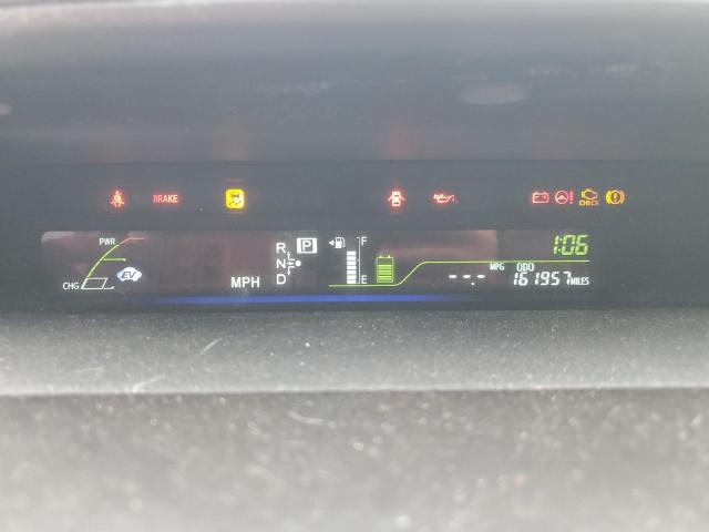 Photo 9 from auction – 2012 TOYOTA PRIUS V with VIN JTDZN3EU8C3116393