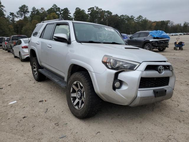 Photo 4 from auction – 2018 TOYOTA 4RUNNER SR with VIN JTEBU5JRXJ5521475