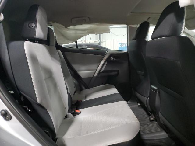 Photo 6 from auction – 2017 TOYOTA RAV4 XLE with VIN 2T3RFREV6HW641708