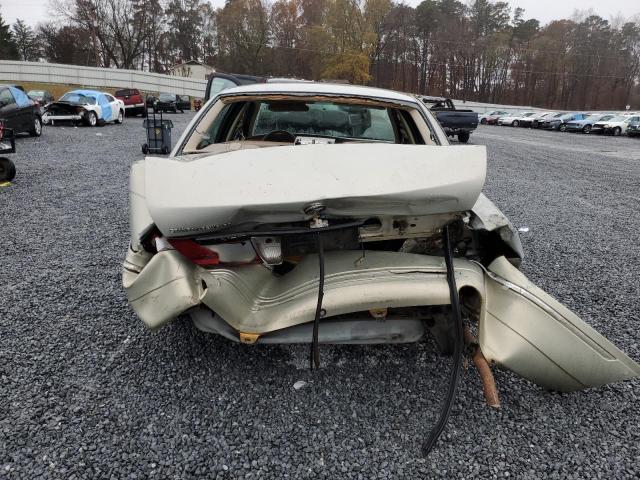 Photo 6 from auction – 2004 MERCURY GRAND MARQ with VIN 2MEFM74W14X665341
