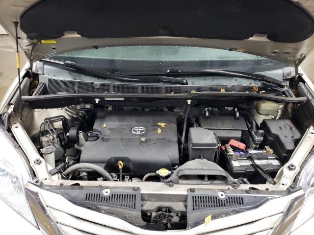 Photo 11 from auction – 2015 TOYOTA SIENNA LE with VIN 5TDKK3DC2FS568362