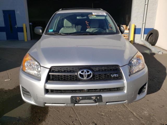 Photo 5 from auction – 2009 TOYOTA RAV4 with VIN JTMBK33V29D007730