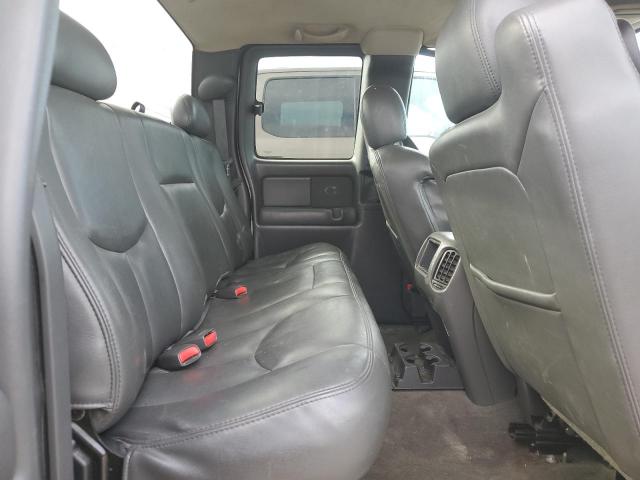 Photo 10 from auction – 2004 GMC NEW SIERRA with VIN 2GTEC19T741375118