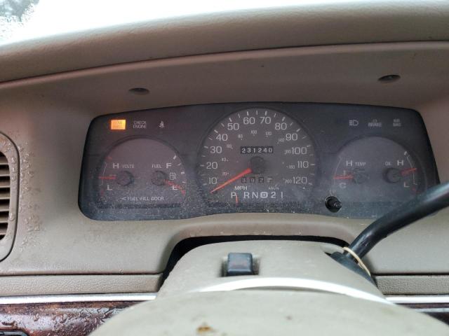 Photo 9 from auction – 2004 MERCURY GRAND MARQ with VIN 2MEFM74W14X665341