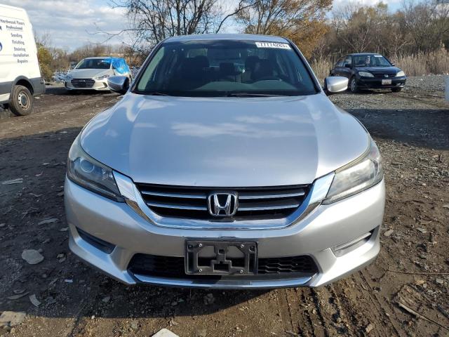 Photo 5 from auction – 2015 HONDA ACCORD LX with VIN 1HGCR2F34FA187148