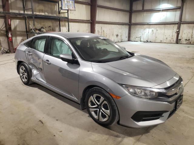 Photo 4 from auction – 2018 HONDA CIVIC LX with VIN 19XFC2F56JE040656