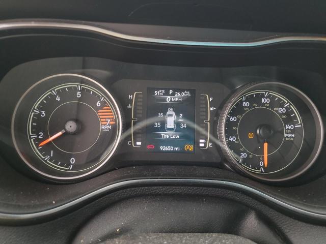 Photo 9 from auction – 2019 JEEP CHEROKEE L with VIN 1C4PJLCB0KD241319