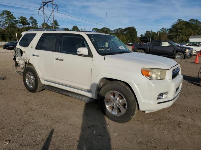Photo 4 from auction – 2011 TOYOTA 4RUNNER SR with VIN JTEZU5JR2B5025957