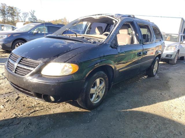 DODGE GRAND CARA 2005 with VIN 2D4GP44L45R523981 - Photo from auction