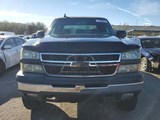 Photo 5 from auction – 2003 CHEVROLET SILVERADO with VIN 1GCGK13U33F102617