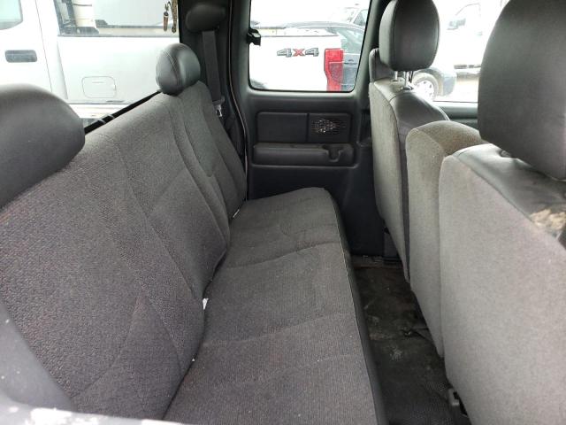 Photo 10 from auction – 2004 CHEVROLET silverado with VIN 2GCEC19T841389593
