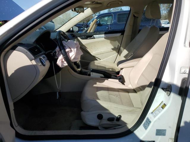 Photo 7 from auction – 2012 VOLKSWAGEN PASSAT SE with VIN 1VWBP7A32CC010096